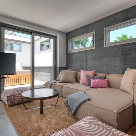 Casita Max - Luxury - 1 Min To The By Lanzarote * Costa Teguise